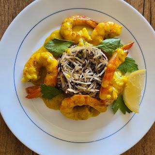 LANGOSTINOS CON SALSA DE CÚRCUMA Y JENGIBRE