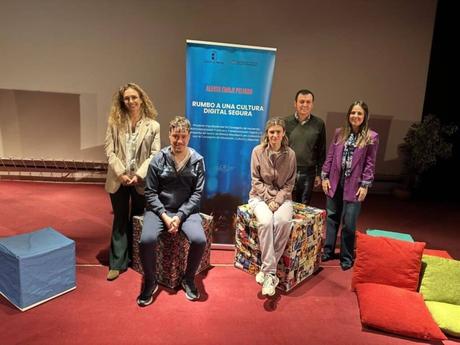 Comienza este miércoles la X Edición de ‘Almoradiel Lee’ hasta el 1 de diciembre Comienza este miércoles la X Edición de ‘Almoradiel Lee’ hasta el 1 de diciembre