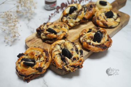 Rollitos de hojaldre con galletas oreo