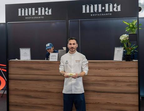 El chef Samuel Naveira llevó la cocina de MUNA a la final de MotoGP El chef Samuel Naveira llevó la cocina de MUNA a la final de MotoGP