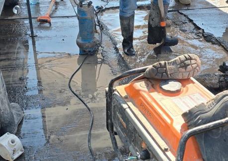 Interapas da mantenimiento a redes de agua para mejorar el servicio en colonias del sur