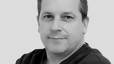 El Dr. José María Ponce de León presentó en Polonia las nuevas opciones de tratamiento temprano con el sistema FAS Kids