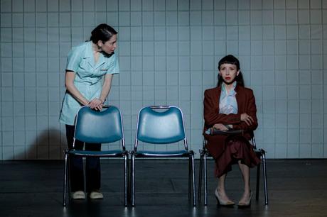 GAM: Una danza teatral transforma el dolor en belleza GAM: Una danza teatral transforma el dolor en belleza