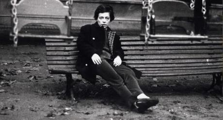 Los diarios de Alejandra Pizarnik: volver a la herida para no olvidar la luz Los diarios de Alejandra Pizarnik: volver a la herida para no olvidar la luz