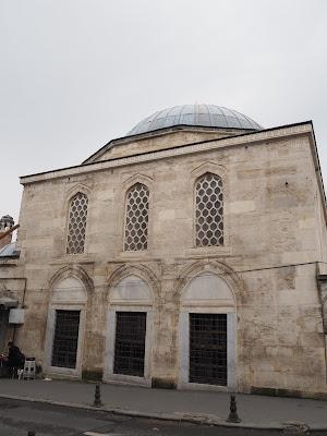Diario de Estambul día 4: ruta por bazares, mezquitas imperiales y rincones con historia