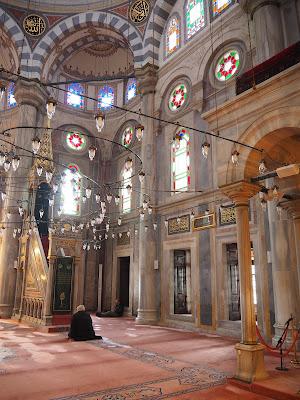 Diario de Estambul día 4: ruta por bazares, mezquitas imperiales y rincones con historia