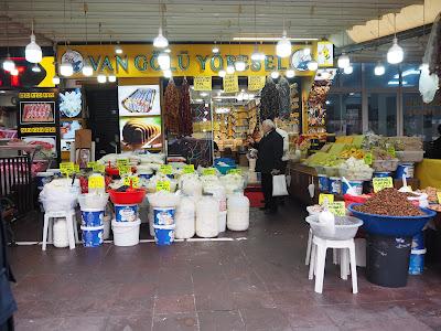 Diario de Estambul día 4: ruta por bazares, mezquitas imperiales y rincones con historia