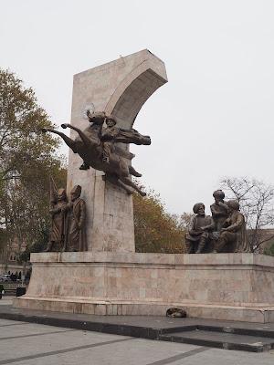 Diario de Estambul día 4: ruta por bazares, mezquitas imperiales y rincones con historia