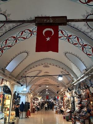 Diario de Estambul día 4: ruta por bazares, mezquitas imperiales y rincones con historia