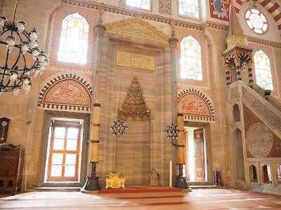 Diario de Estambul día 4: ruta por bazares, mezquitas imperiales y rincones con historia