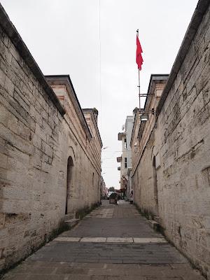 Diario de Estambul día 4: ruta por bazares, mezquitas imperiales y rincones con historia