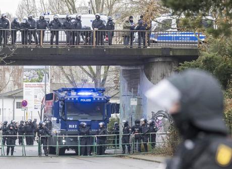 La eclosión de la nueva rama juvenil de la ultraderechista AfD desata enfrentamientos con la Policía alemana