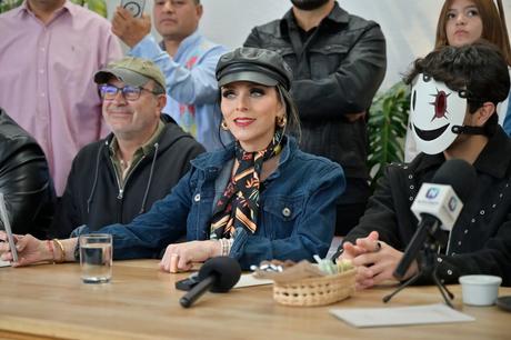 Inicia en San Luis Potosí la filmación de “Tres peligrosos compadres 2” con amplio elenco y 12 días de rodaje Inicia en San Luis Potosí la filmación de “Tres peligrosos compadres 2” con amplio elenco y 12 días de rodaje