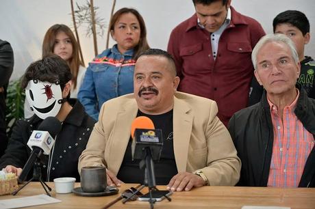 Inicia en San Luis Potosí la filmación de “Tres peligrosos compadres 2” con amplio elenco y 12 días de rodaje Inicia en San Luis Potosí la filmación de “Tres peligrosos compadres 2” con amplio elenco y 12 días de rodaje