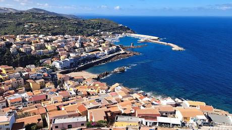 CERDEÑA : LA FORTALEZA DE CASTELSARDO CERDEÑA : LA FORTALEZA DE CASTELSARDO
