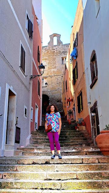 CERDEÑA : LA FORTALEZA DE CASTELSARDO CERDEÑA : LA FORTALEZA DE CASTELSARDO