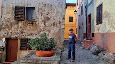 CERDEÑA : LA FORTALEZA DE CASTELSARDO CERDEÑA : LA FORTALEZA DE CASTELSARDO