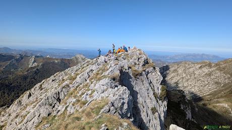 El CAMPIGÜEÑOS desde ORLÉ, Caso Llegando a la cima del Campigüeños