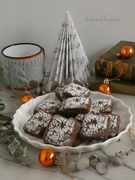 Polvorones de Nuez del Brasil, Piñones y Cacao