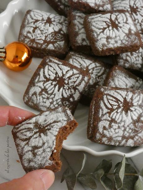 Polvorones de Nuez del Brasil, Piñones y Cacao
