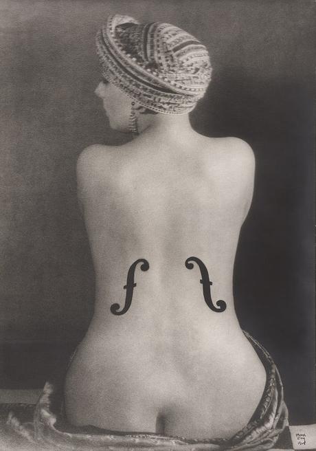 Man Ray: Luces y sueños 1 Le Violon dIngres 1924 épreuve gélatino argentique tardive 39 x 30 cm coll