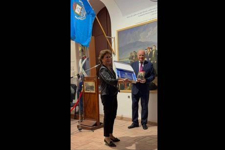 ‘Morir al amanecer’ recibe el Premio Literario Torrijos 2025 por su rigor histórico y valor narrativo ‘Morir al amanecer’ recibe el Premio Literario Torrijos 2025 por su rigor histórico y valor narrativo