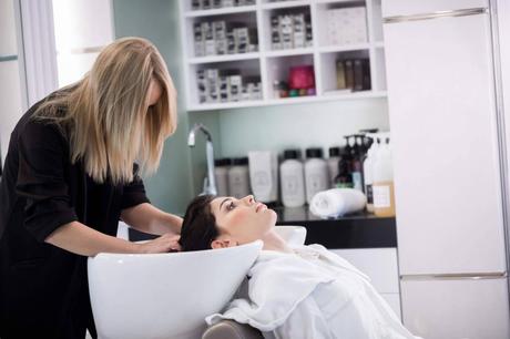 “Nos llenamos solo en diciembre… y el resto del año, ¿qué?”, la dependencia estacional que frena a los salones “Nos llenamos solo en diciembre… y el resto del año, ¿qué?”, la dependencia estacional que frena a los salones