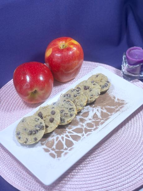 Galletas de manzana roja y chocolate sin gluten