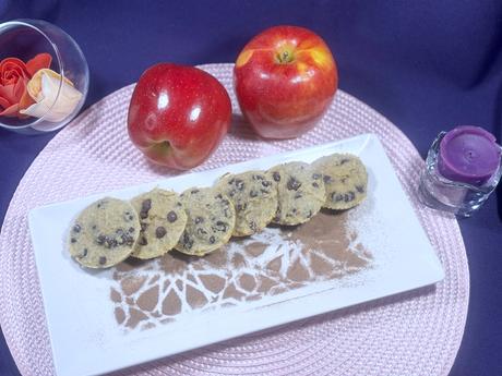 Galletas de manzana roja y chocolate sin gluten