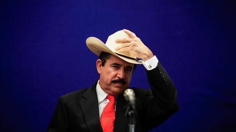 Zelaya advierte Trump bipartidismo Honduras equivocaron historia