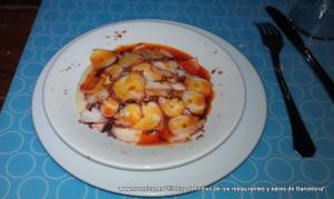 Limbo, romanticismo en Ciutat Vella Milhojas de pulpo con espuma de patata y aceite de pimentón Limbo