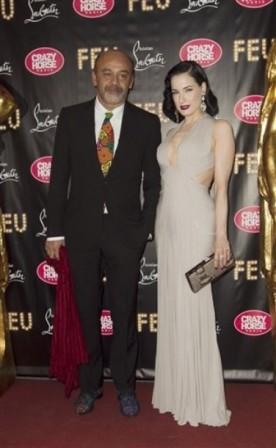 Dita Von Teese y Christian Louboutin en el Crazy Horse de París