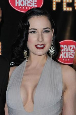 Dita Von Teese y Christian Louboutin en el Crazy Horse de París