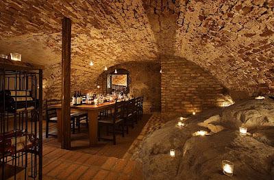 LOS ULTIMOS COMEDORES RUSTICOS