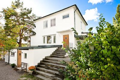 ............................................................