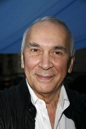 Frank Langella se incorpora a The Time Being