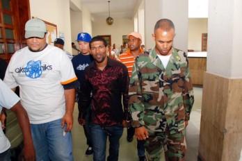 CALIENTE: Jefe de la Policía advierte a Omega que se entregue o será arrestado...