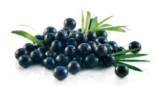 ACAÍ,  FRUTA DELICIOSA Y DELICIOSA