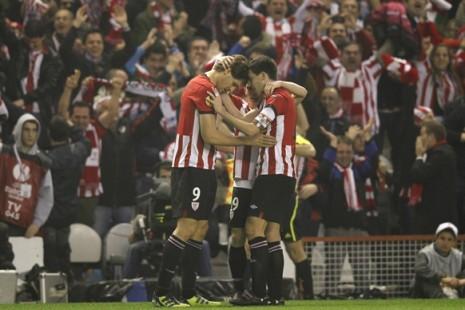 Locura en San Mamés: Sigue haciendo historia…