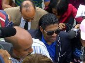 Abogados Univisión depositan demanda agresión contra “Omega”