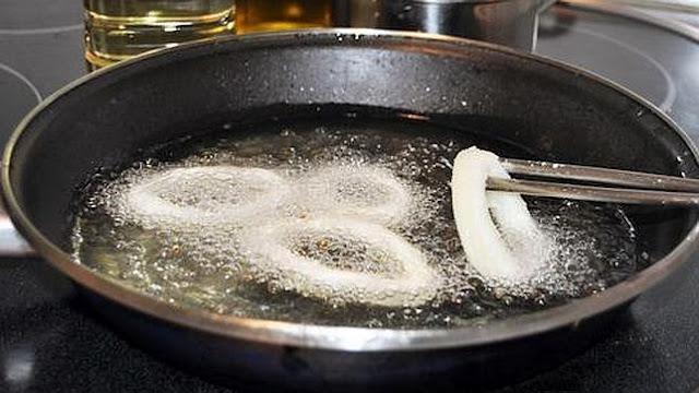 Detectan aldehìdos tòxicos en el aceite recalentado