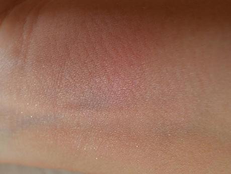 Love at First, Stila