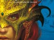 chica dragón maldición Thuban, Licia Troisi