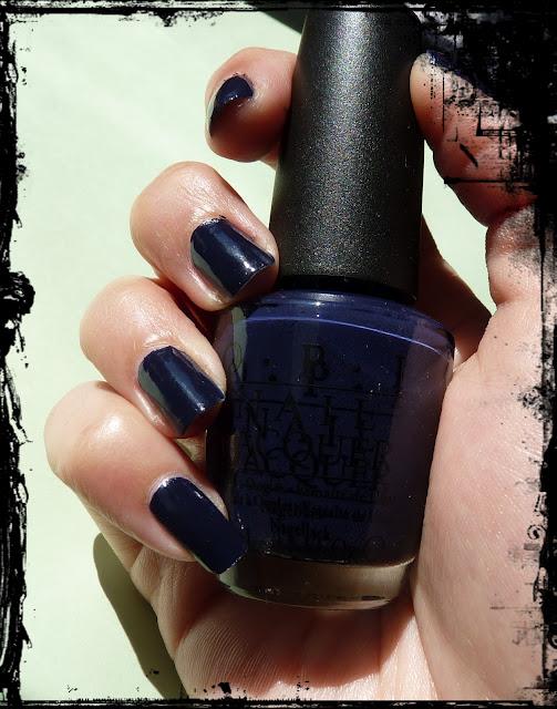 Nail swatches: Road house blues de OPI