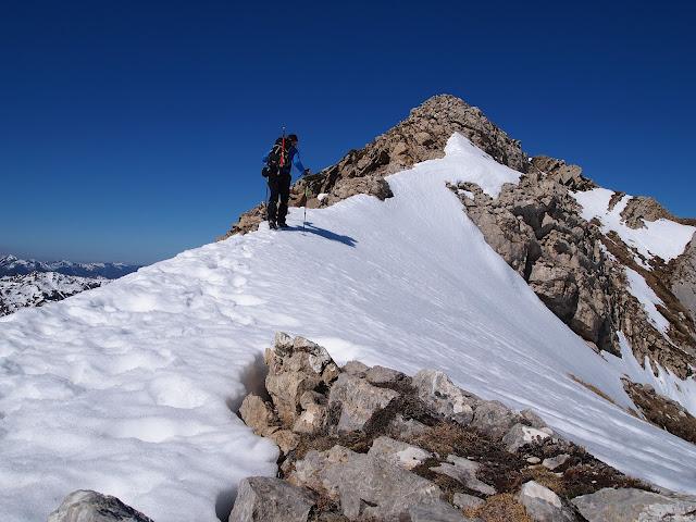 los bígaros, el muñón y la peña los corros
