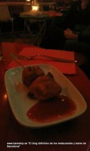 1º Ruta de Tapas por Gracia Camembert rebozado con mermelada de fresa