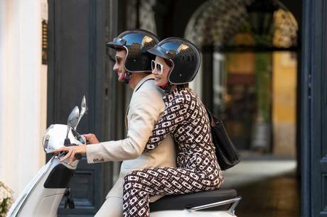 Se reveló el tráiler oficial y nuevas imágenes de la Quinta Temporada de Emily en París Se reveló el tráiler oficial y nuevas imágenes de la Quinta Temporada de Emily en París