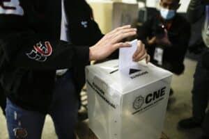 Las autoridades electorales de Honduras reanudan el escrutinio Las autoridades electorales de Honduras reanudan el escrutinio