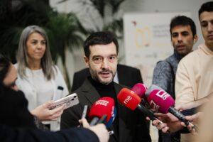 Alcaldesas socialistas apoyan a las militantes de Málaga ante el caso de presunto acoso sexual en Torremolinos Alcaldesas socialistas apoyan a las militantes de Málaga ante el caso de presunto acoso sexual en Torremolinos