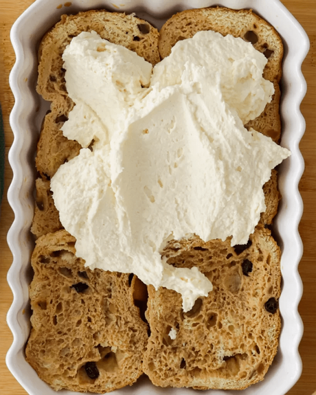 pan dulce con crema y queso crema